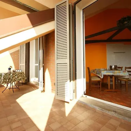 Apartment Sinfonia Mimosa 2-room-flat *